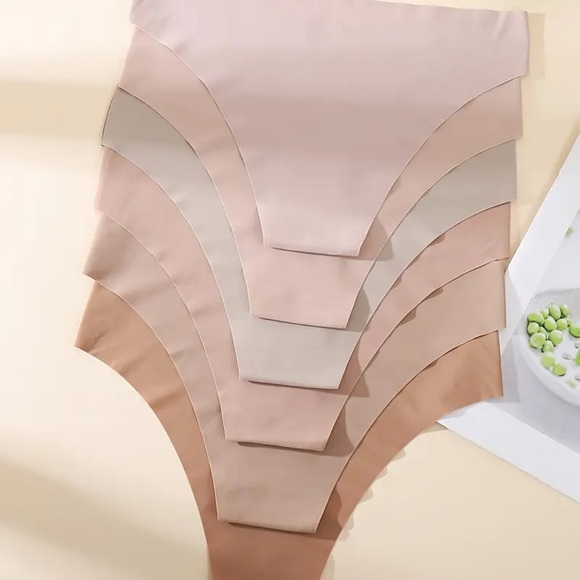New Cream and Tan Seamless Panties Intimates & Sleepwear ✨✨✨🔥 - Picture 1 of 4